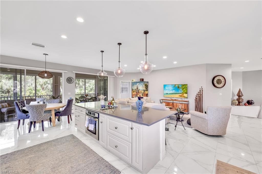 3410 Tralee Ct 201, Bonita Springs, FL 34134-3