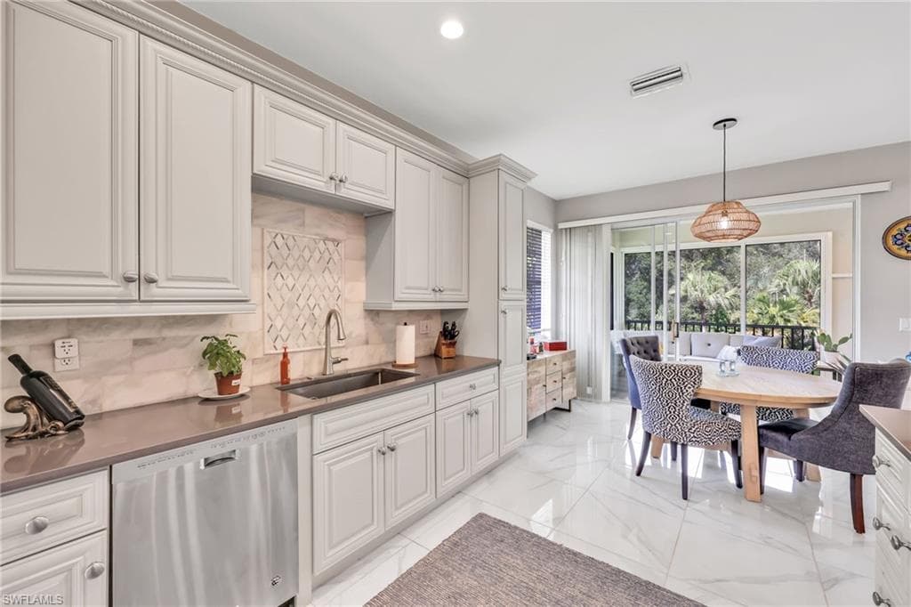 3410 Tralee Ct 201, Bonita Springs, FL 34134-5