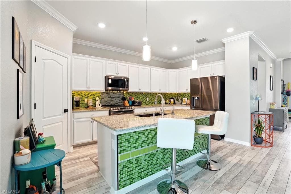 2227 Dancy St, Naples, FL 34120-10