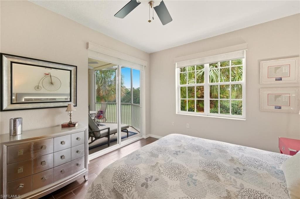 4864 Hampshire Ct 204, Naples, FL 34112-19