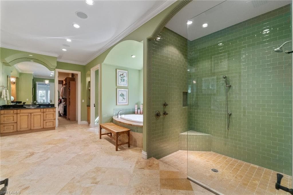 29150 Positano Ln, Naples, FL 34110-15