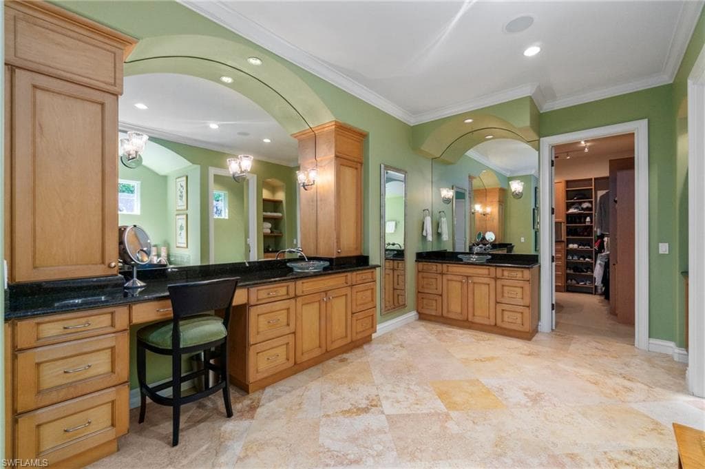 29150 Positano Ln, Naples, FL 34110-16