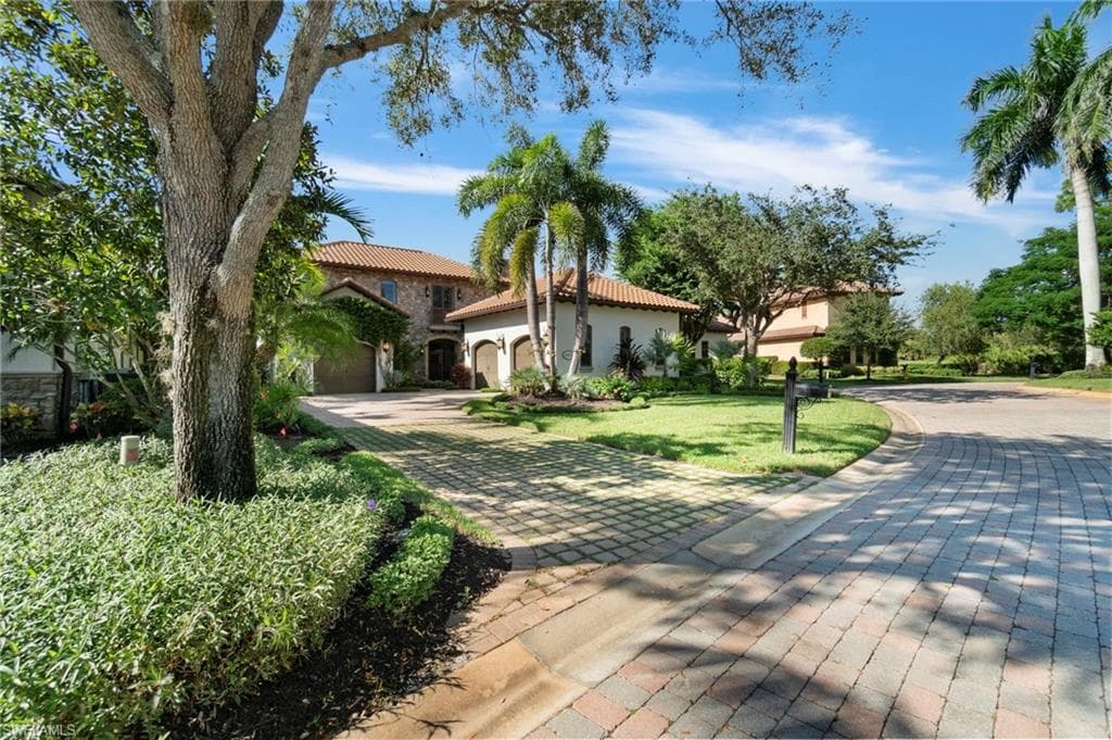 29150 Positano Ln, Naples, FL 34110-35