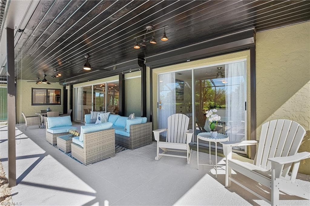 279 Mel Jen Dr, Naples, FL 34105-34