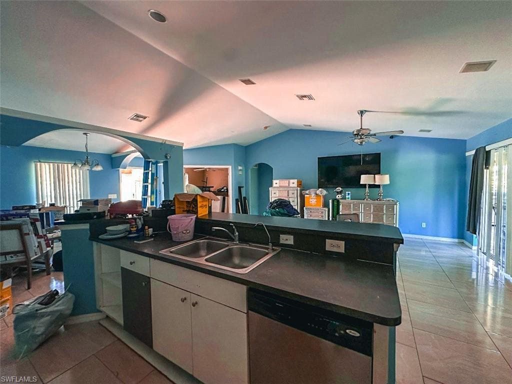 3214 10th St SW, Lehigh Acres, FL 33976-9