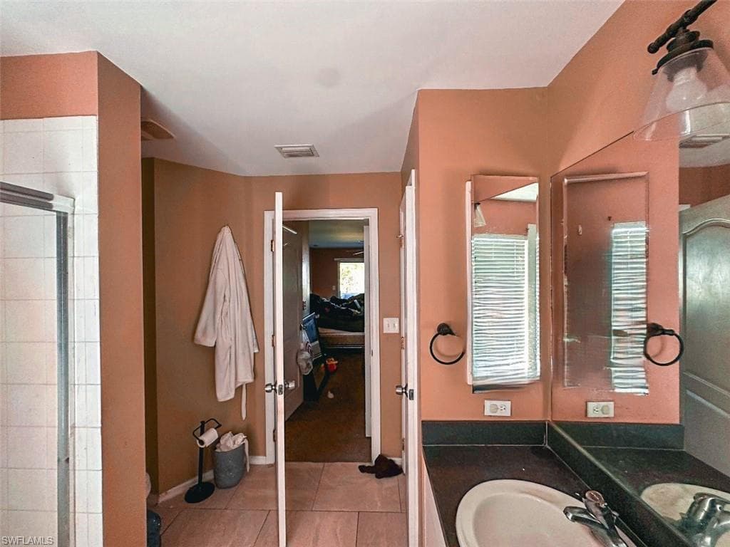 3214 10th St SW, Lehigh Acres, FL 33976-19