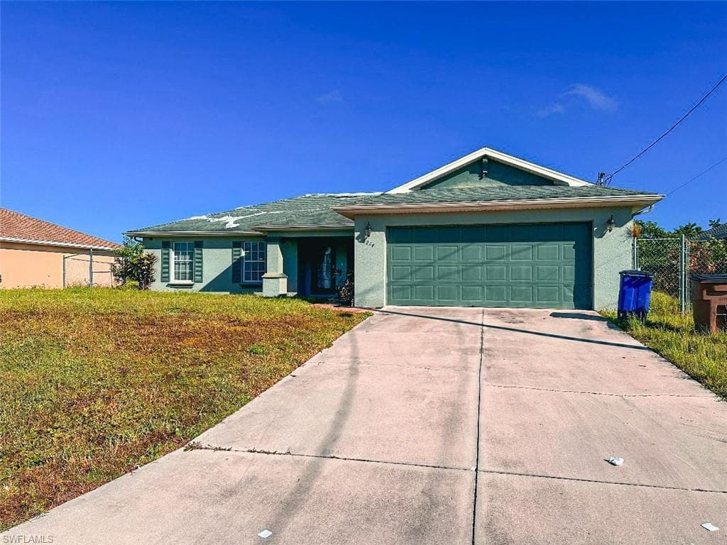 3214 10th St SW, Lehigh Acres, FL 33976-1