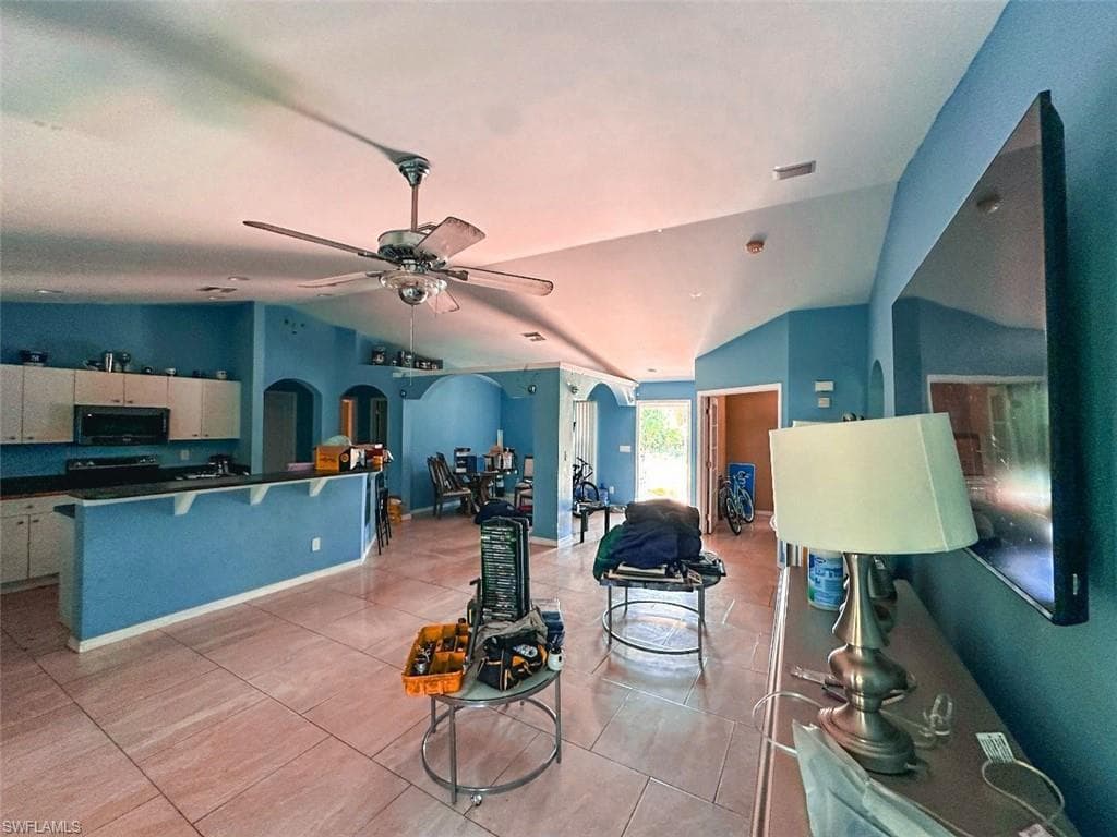 3214 10th St SW, Lehigh Acres, FL 33976-6