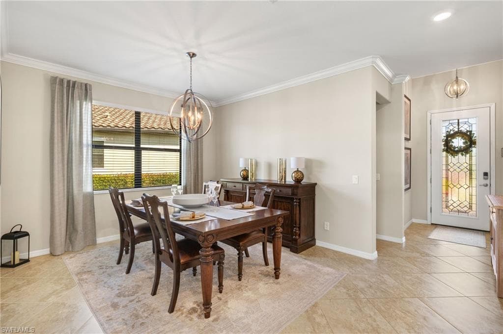 4698 Abaca Cir, Naples, FL 34119-9