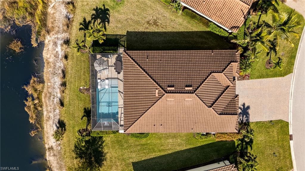 4698 Abaca Cir, Naples, FL 34119-30