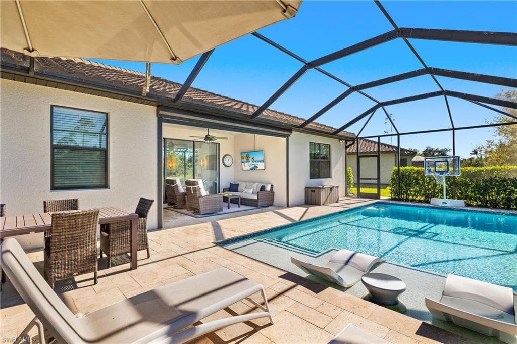 4698 Abaca Cir, Naples, FL 34119-4