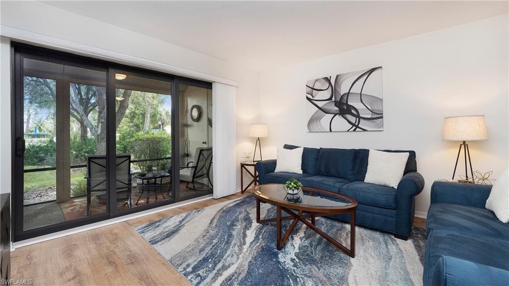 4957 Pepper Cir C104, Naples, FL 34113-6