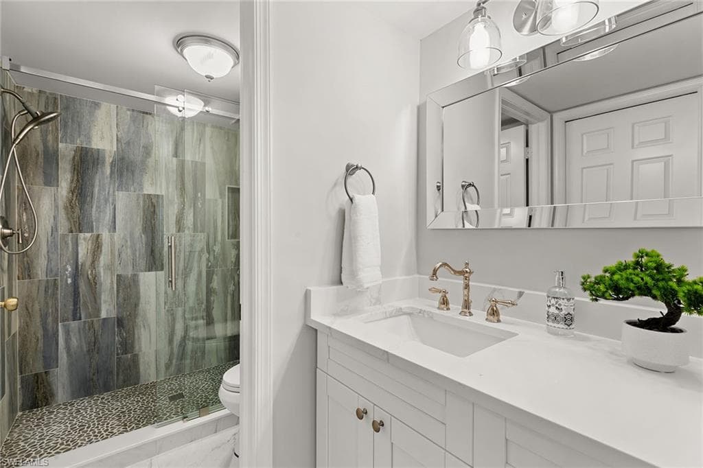 3071 Sandpiper Bay Cir L205, Naples, FL 34112-16