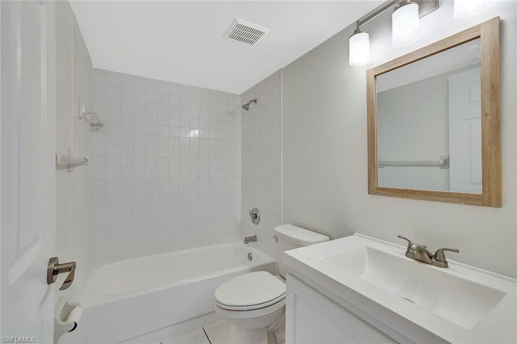 729 Landover Ct 101, Naples, FL 34104-12