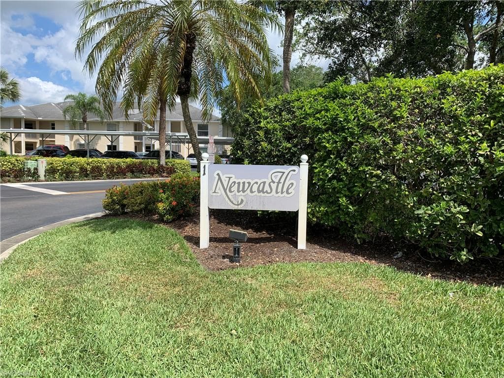 729 Landover Ct 101, Naples, FL 34104-1