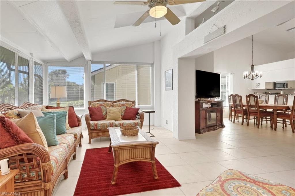 841 Kings Way, Naples, FL 34104-3