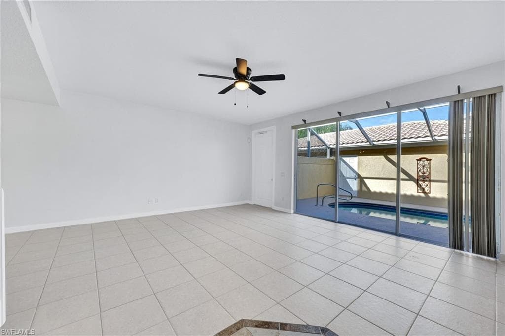 15395 Laughing Gull Ln, Bonita Springs, FL 34135-11