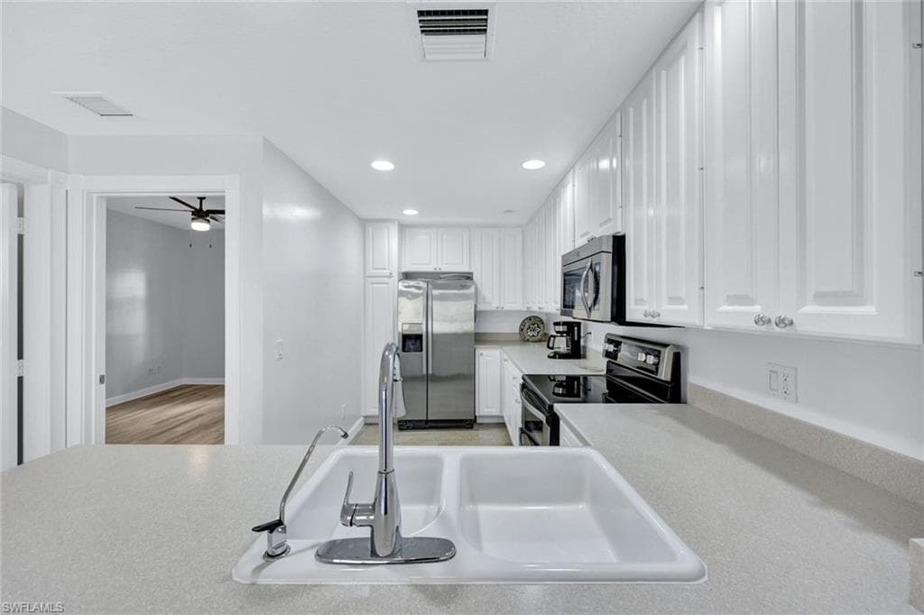 15395 Laughing Gull Ln, Bonita Springs, FL 34135-17