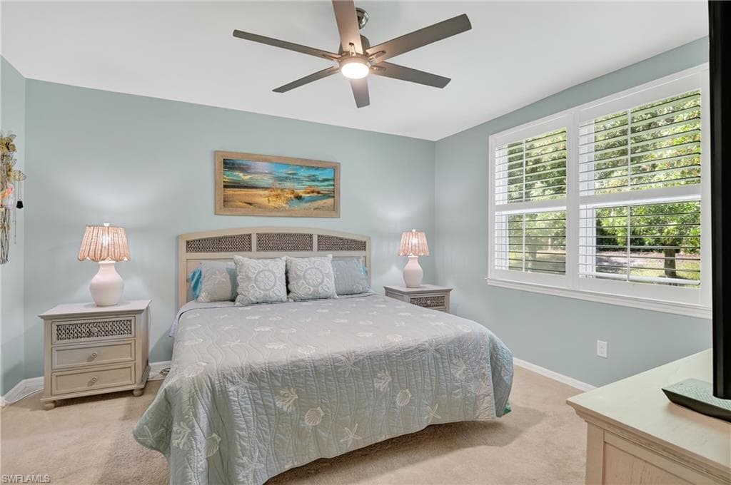 14891 Edgewater Cir, Naples, FL 34114-19