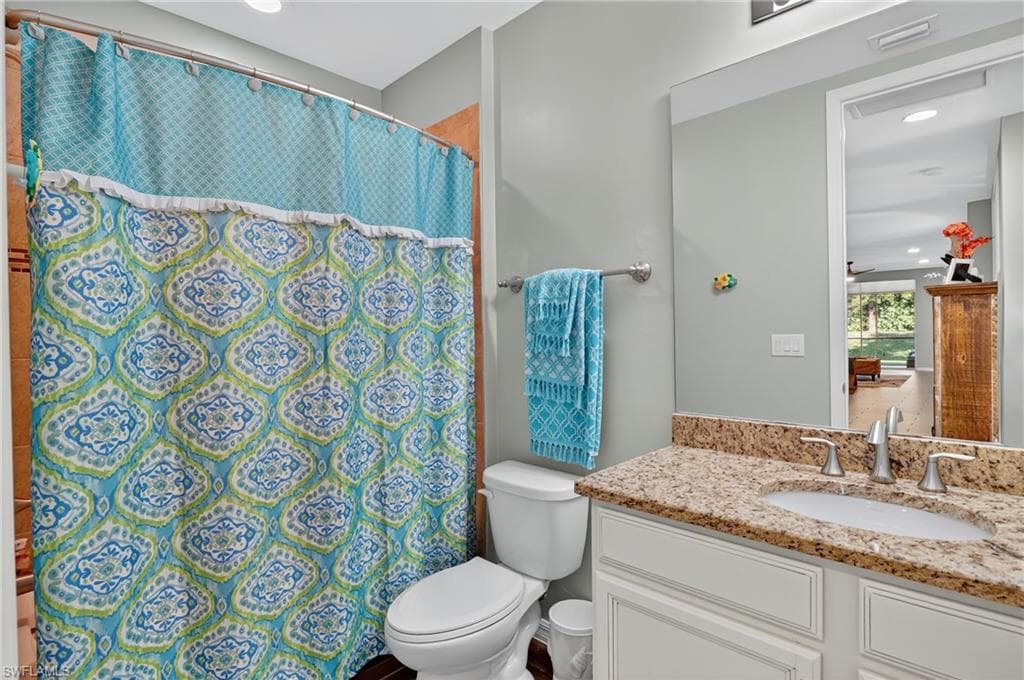 14891 Edgewater Cir, Naples, FL 34114-23