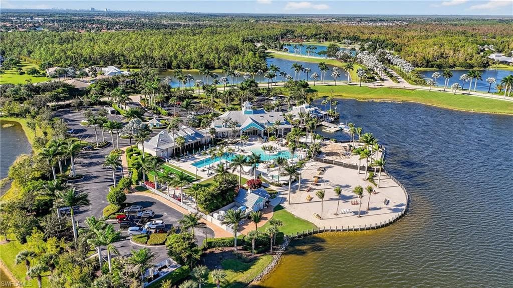 14891 Edgewater Cir, Naples, FL 34114-41