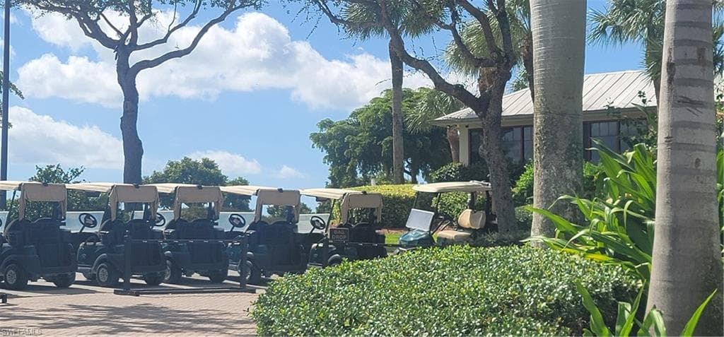 5435 Rattlesnake Hamm Rd E-304, Naples, FL 34113-19