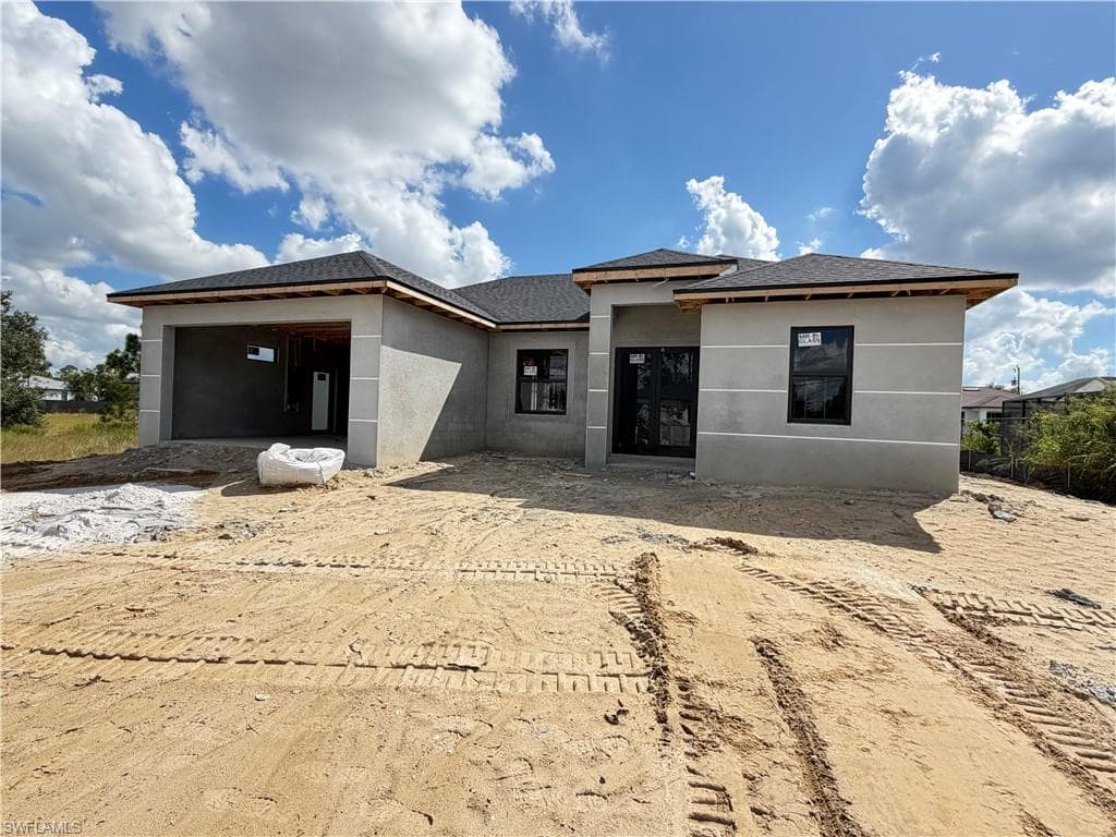 3815 9th St SW, Lehigh Acres, FL 33976-1