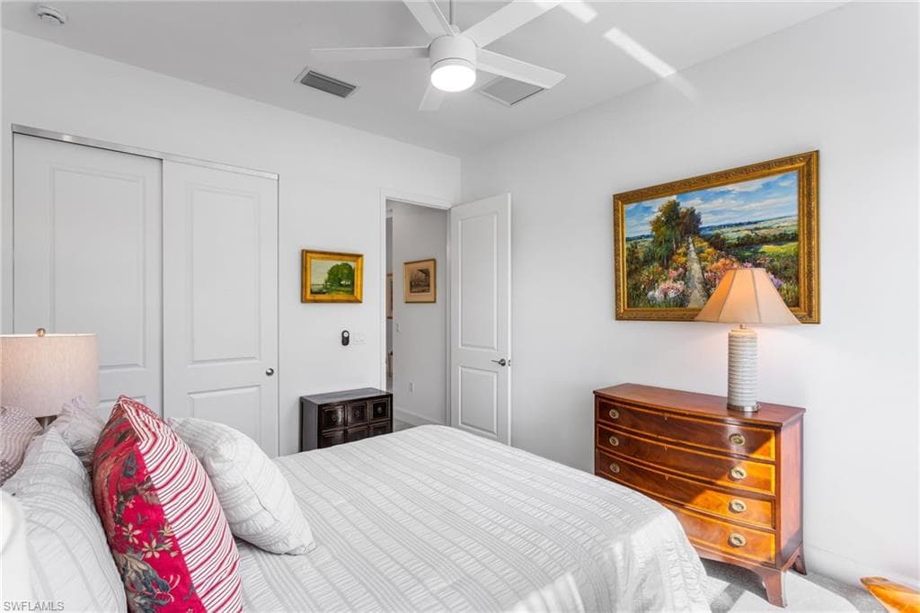 11813 Drake Ln, Naples, FL 34120-26