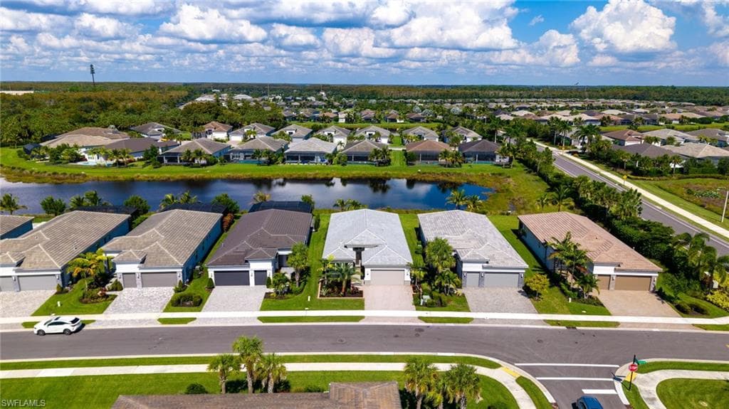 11813 Drake Ln, Naples, FL 34120-36