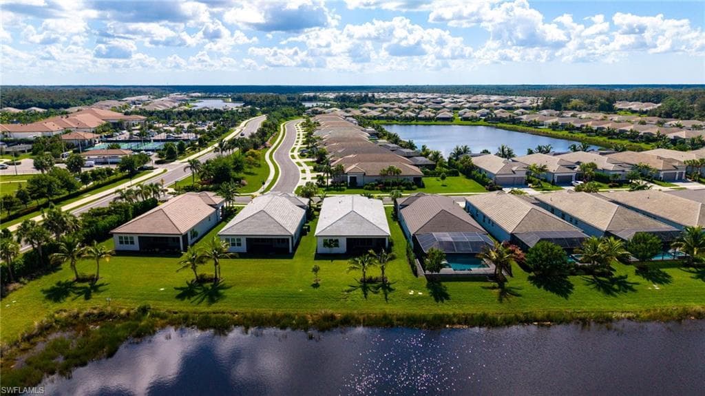 11813 Drake Ln, Naples, FL 34120-37