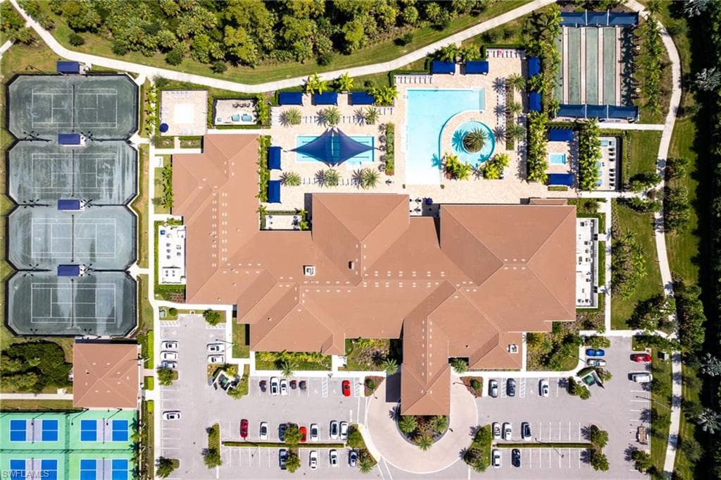 11813 Drake Ln, Naples, FL 34120-47