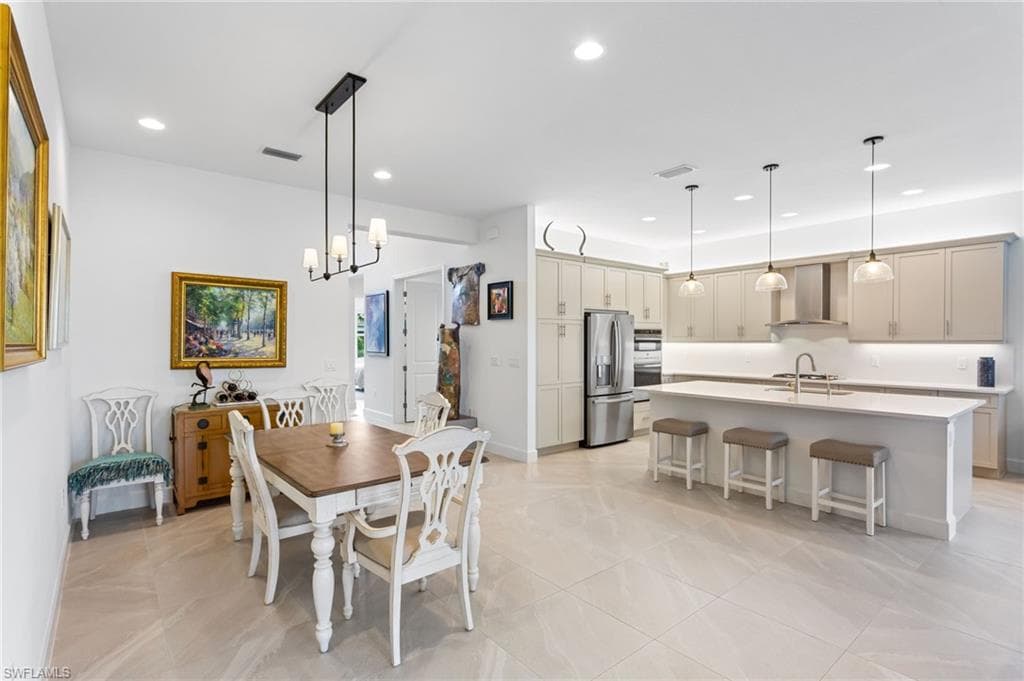 11813 Drake Ln, Naples, FL 34120-7