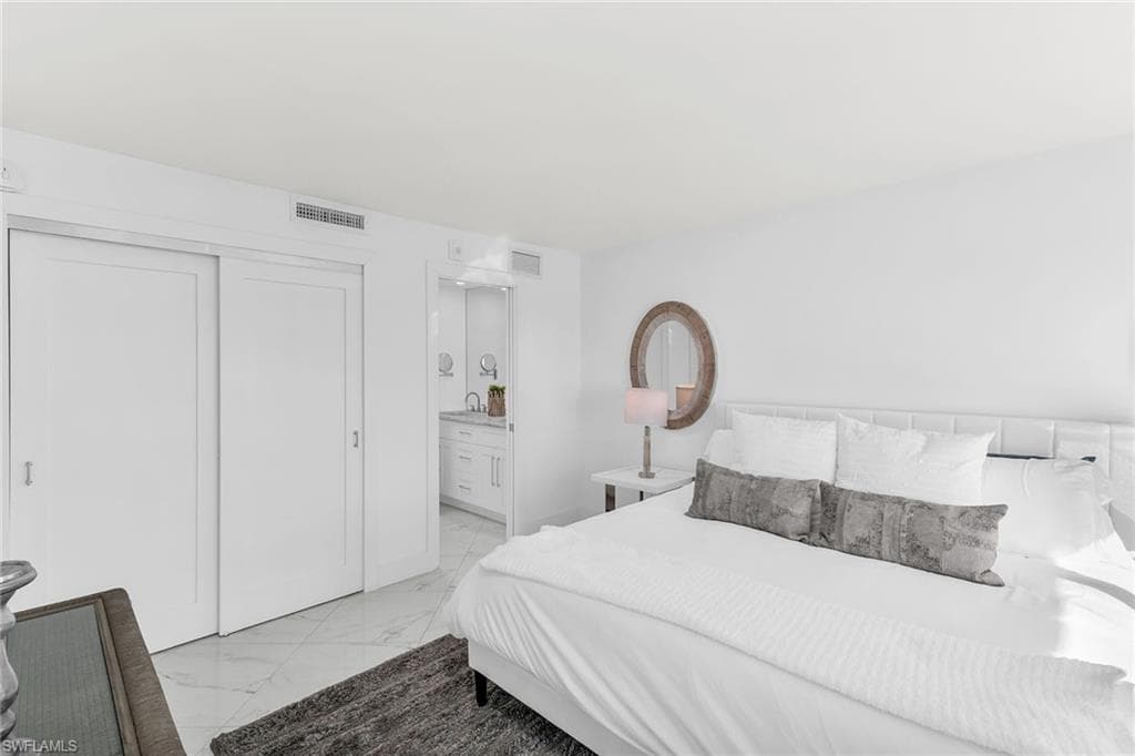 3443 Gulf Shore Blvd N 803, Naples, FL 34103-17