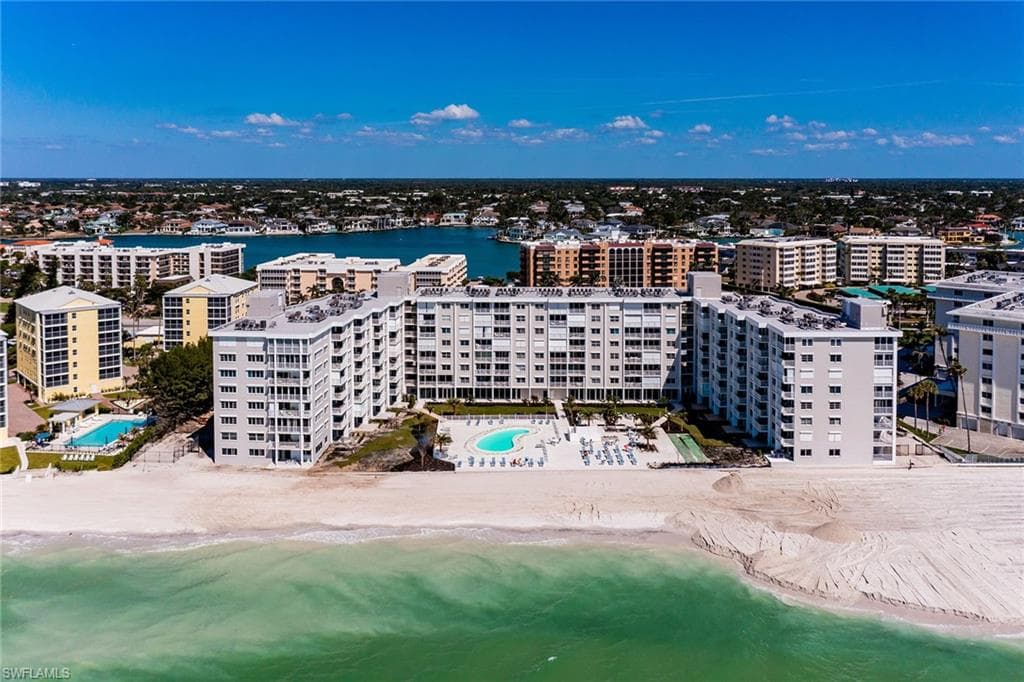 3443 Gulf Shore Blvd N 803, Naples, FL 34103-25