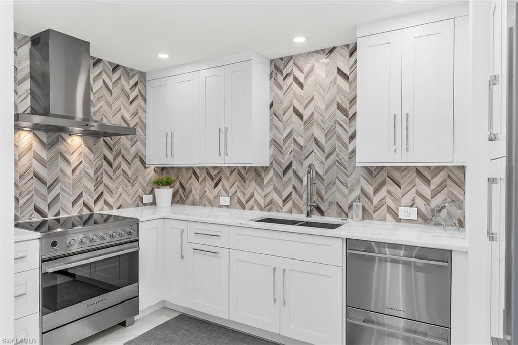 3443 Gulf Shore Blvd N 803, Naples, FL 34103-7