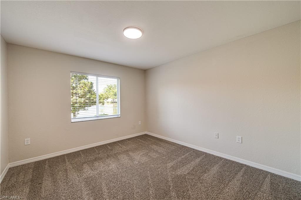 8297 Key Royal Ln 315, Naples, FL 34119-7