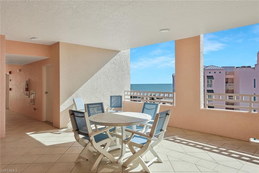 266 Barefoot Beach Blvd Ph-02, Bonita Springs, FL 34134-25