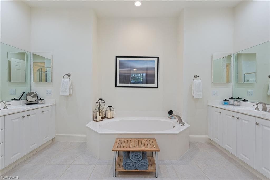 9224 Campanile Cir 202, Naples, FL 34114-14