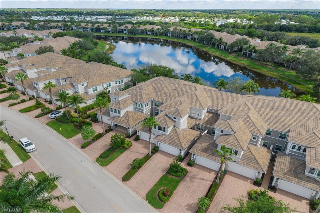 9224 Campanile Cir 202, Naples, FL 34114-34