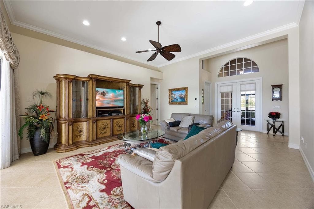 6730 Bent Grass Dr, Naples, FL 34113-14