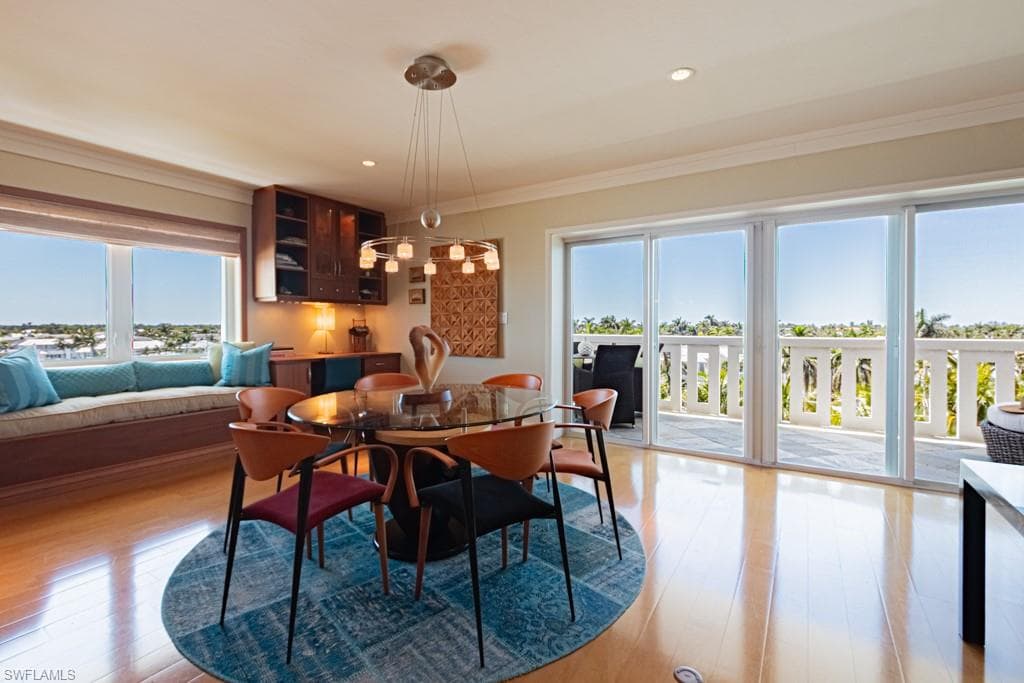 1325 7th St S 6a, Naples, FL 34102-8