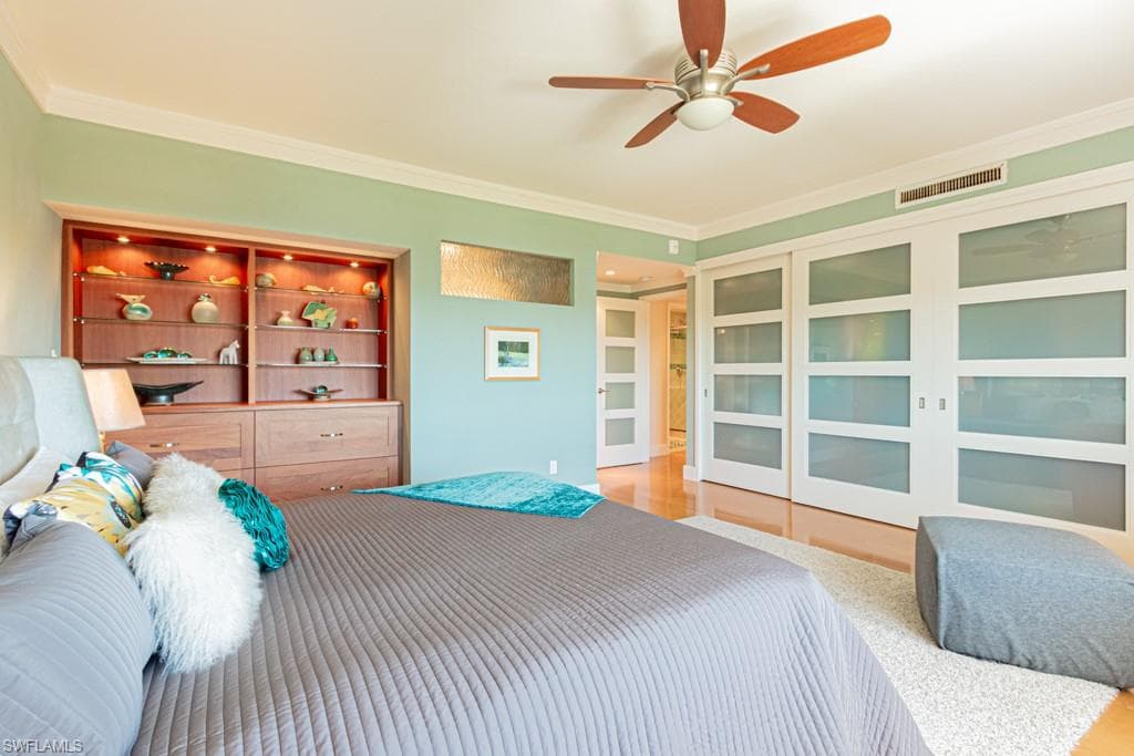 1325 7th St S 6a, Naples, FL 34102-14