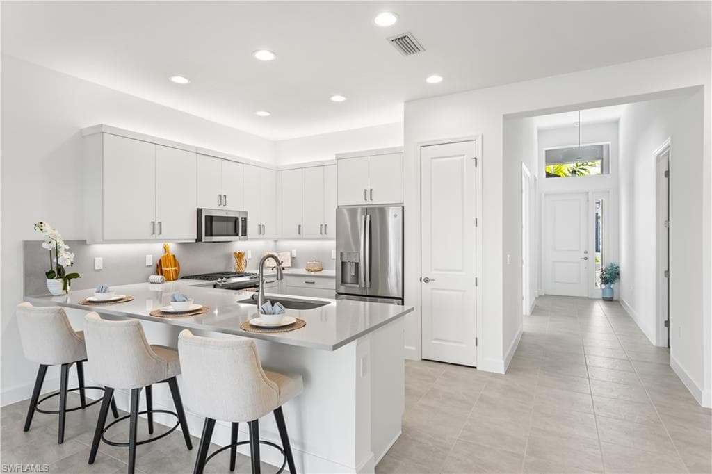 12438 Dahlia Ct, Naples, FL 34120-6