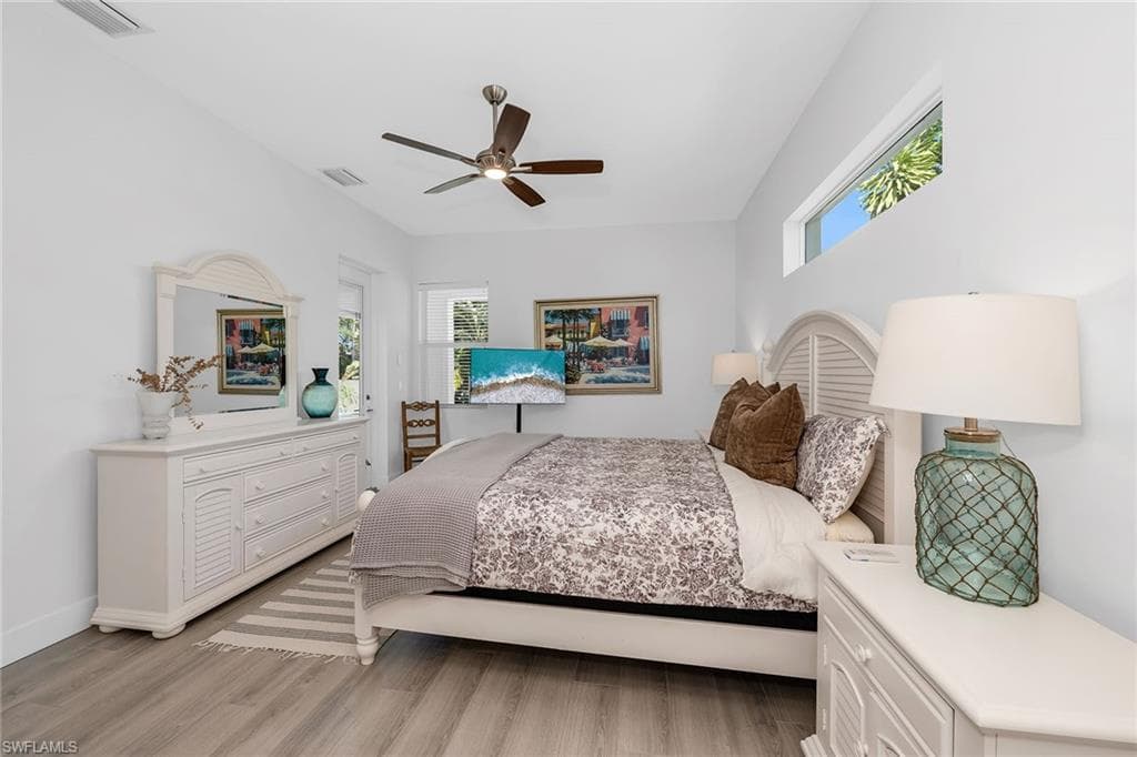 811 108th Ave N, Naples, FL 34108-18