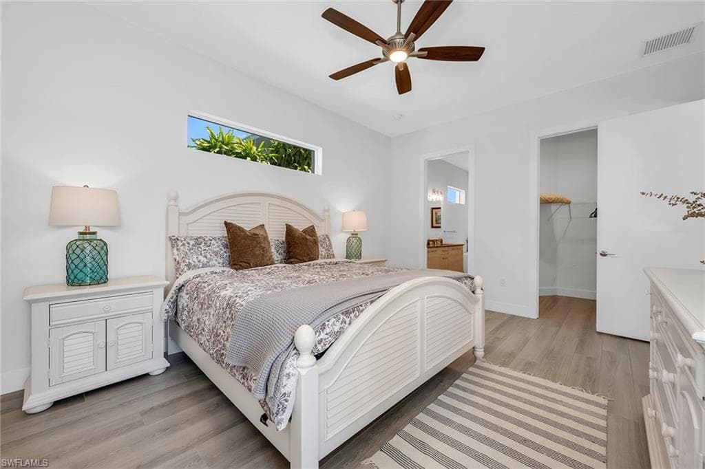 811 108th Ave N, Naples, FL 34108-19