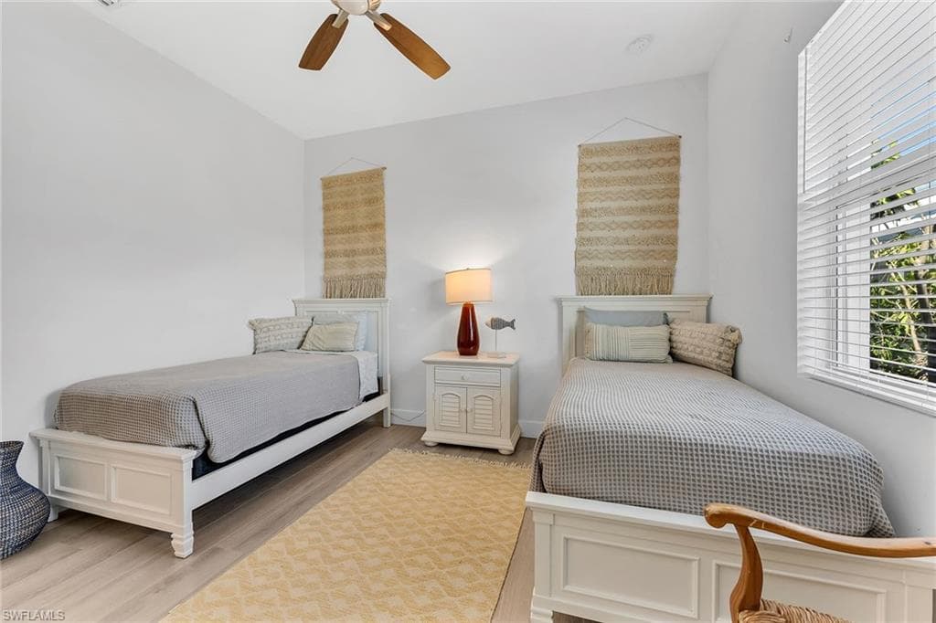 811 108th Ave N, Naples, FL 34108-26