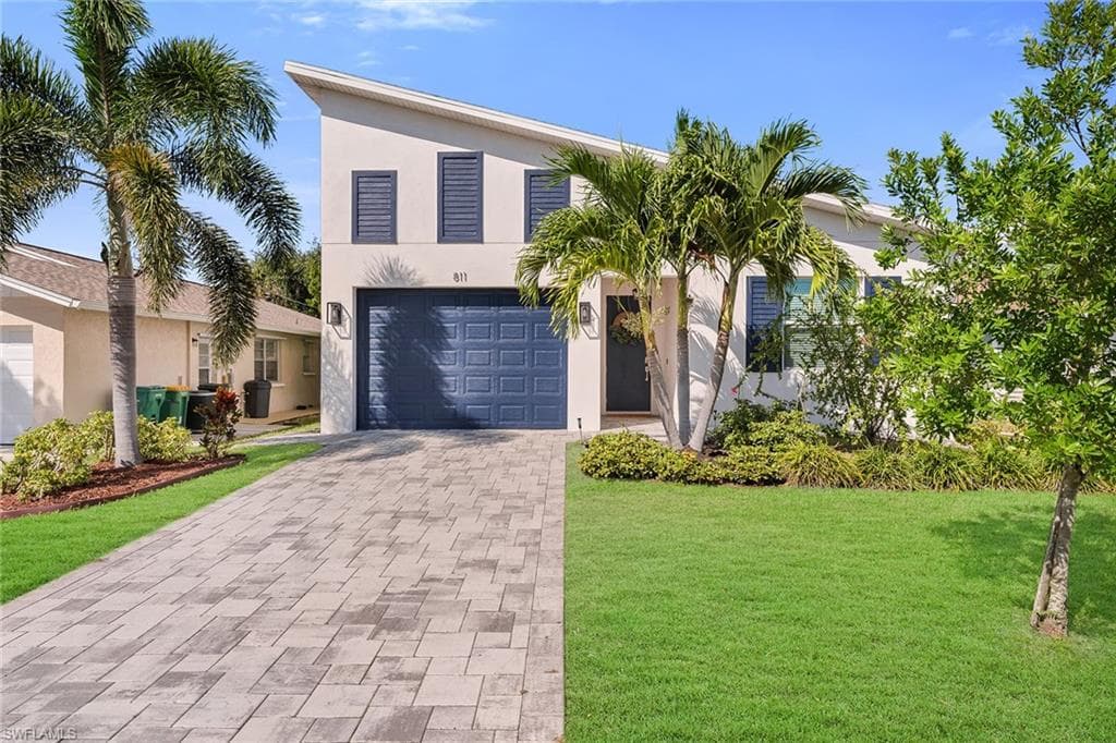 811 108th Ave N, Naples, FL 34108-39