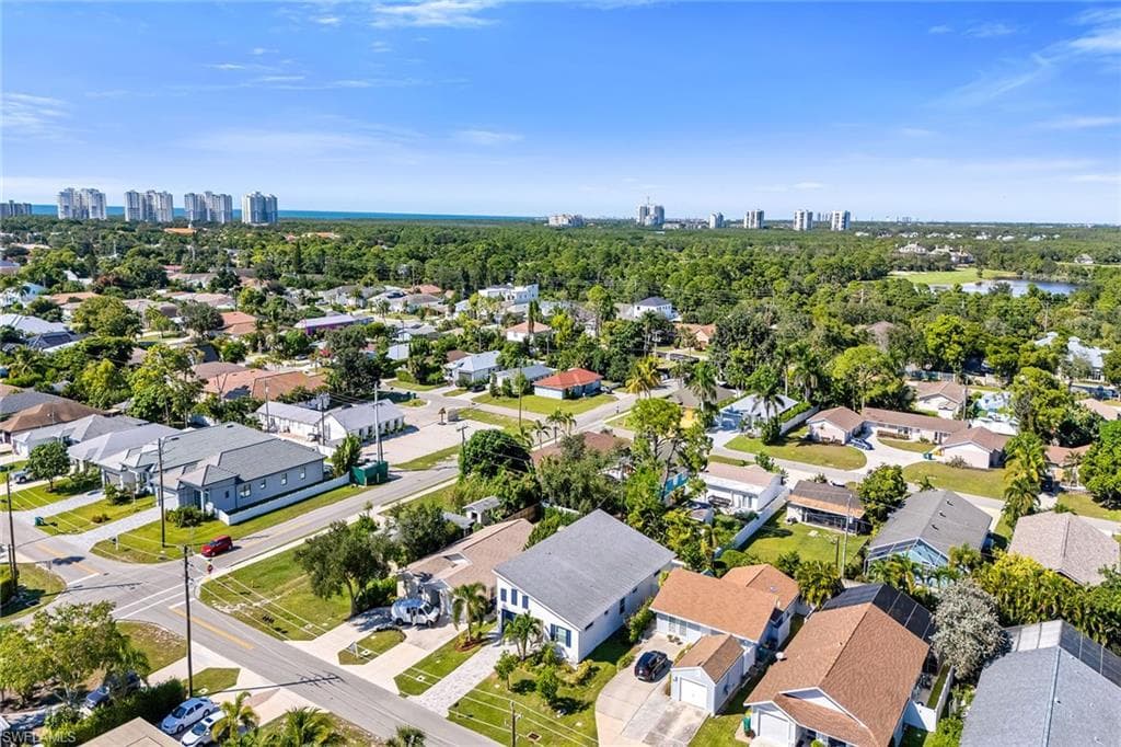 811 108th Ave N, Naples, FL 34108-43