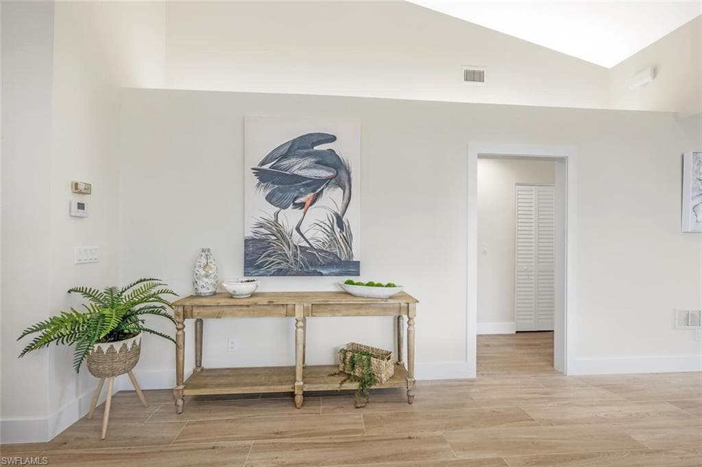 2604 Sailors Way 120, Naples, FL 34109-9