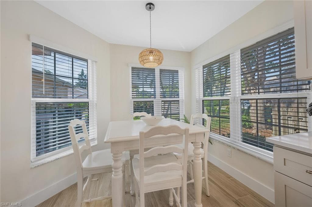 2604 Sailors Way 120, Naples, FL 34109-15